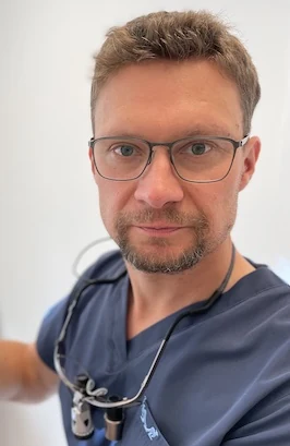 Dr. Peer Lottholz, Zahnarzt